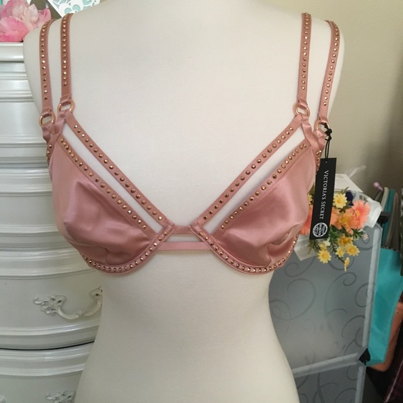 Victoria's Secret Bra ✨ SWAROVSKI - Picture 8 of 16
